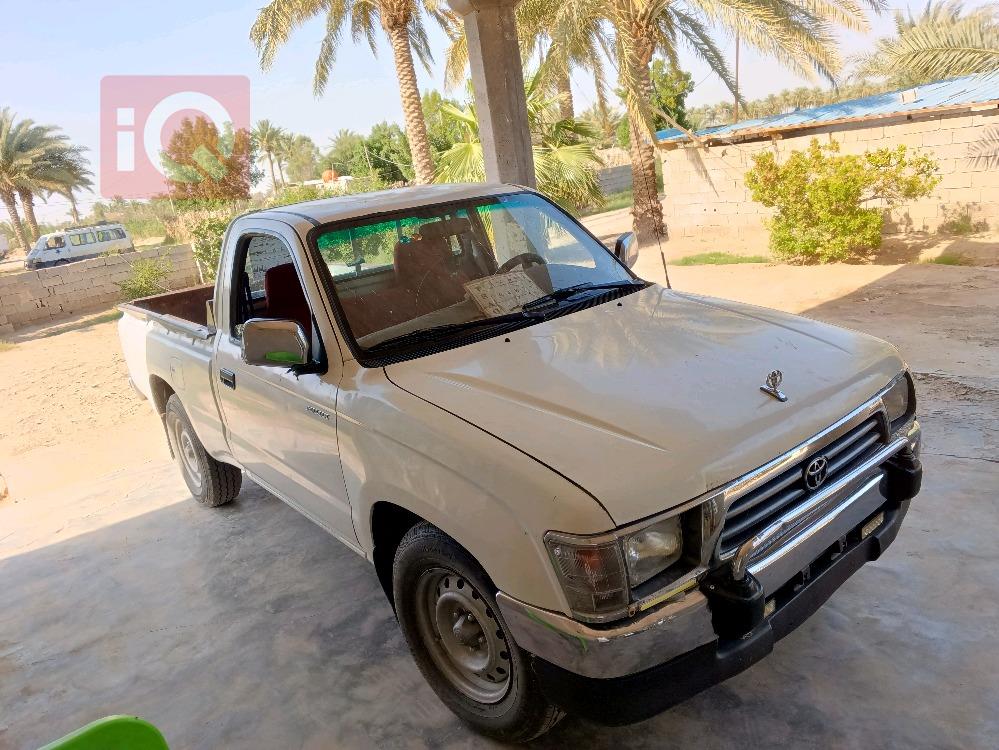 تويوتا هايلوكس